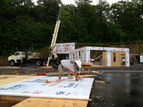 Norm prepares wall panels