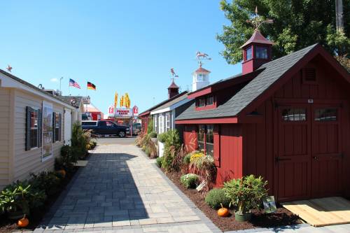 Looking back down the row of sheds & garages