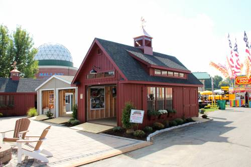 Grand Victorian Cape Garage