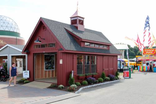 Grand Victorian Cape Garage