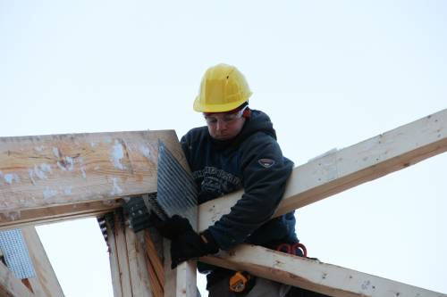 Andy guiding the truss