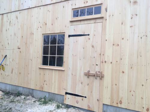 Pine single door