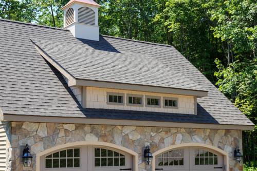 Transom dormer