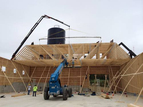 Trusses going up