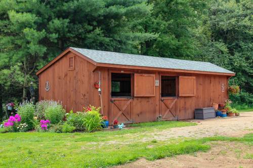 12' x 32' Shed Row Horse Barn, Somers, CT