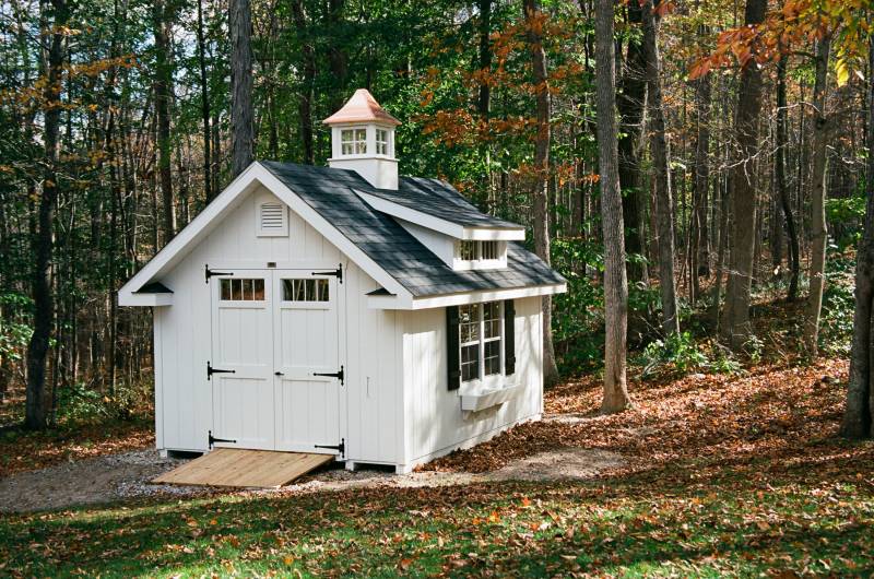 Options Shown: Shingled Boot Returns • Transom Dormer • Transom Windows • Flowerboxes