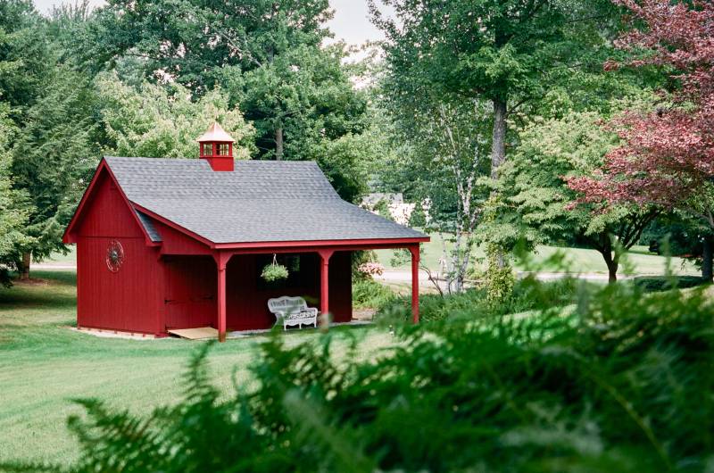 14' x 24' Grand Victorian Cape Garage (Southwick MA)