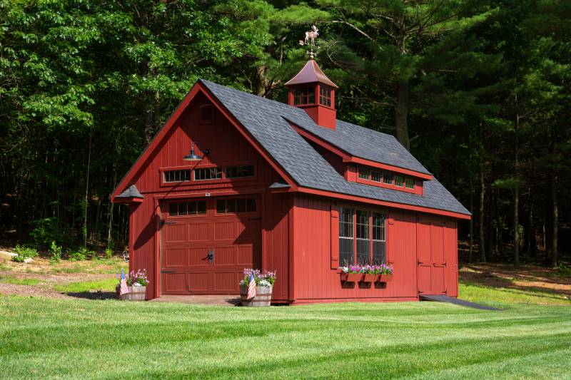 14' x 30' Grand Victorian Cape Garage (Ellington CT)