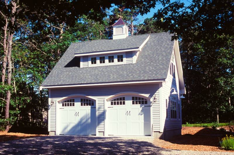 24' x 24' Newport Custom Garage (Wellfleet MA)