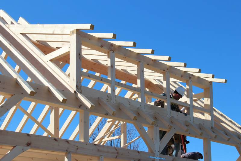 Timber frame transom dormer