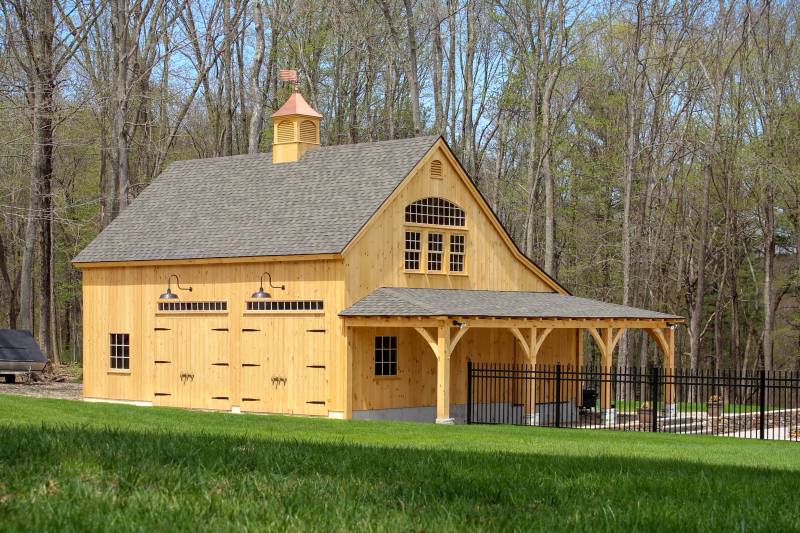 32x32 Post & Beam Carriage Barn (Millbury MA)