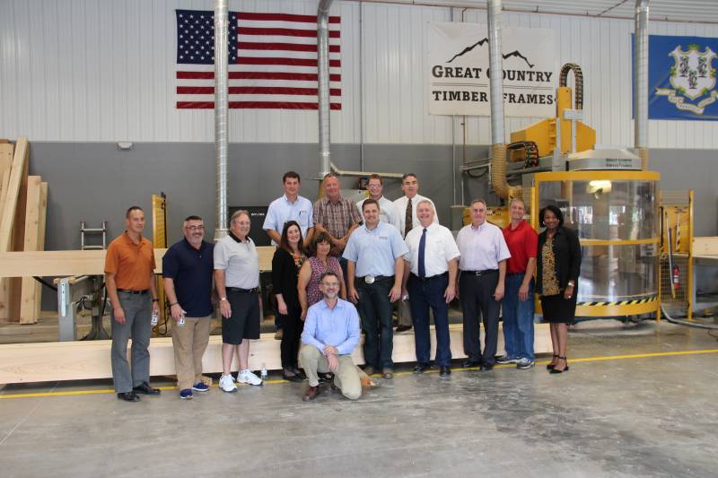 Mayor Sarno poses for a picture with the family of Gunnery Sergeant Thomas Sullivan and the Skinner Family