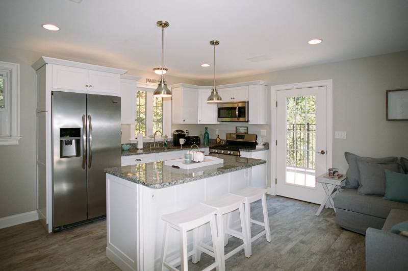 Pool House with Full Kitchen