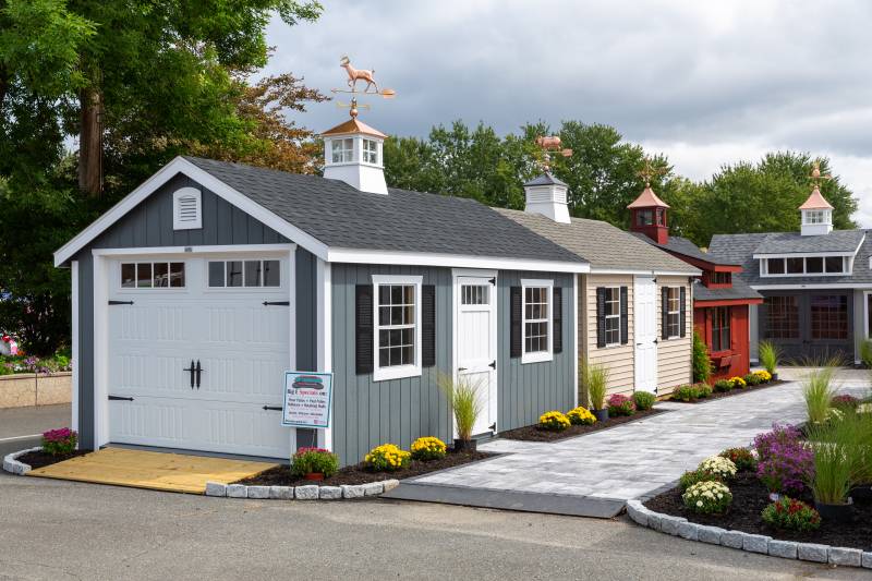 12' x 20' Classic Cape Garage