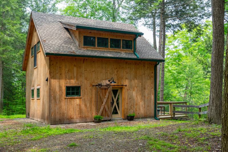 24' x 24' Plymouth Carriage Barn • Exterior