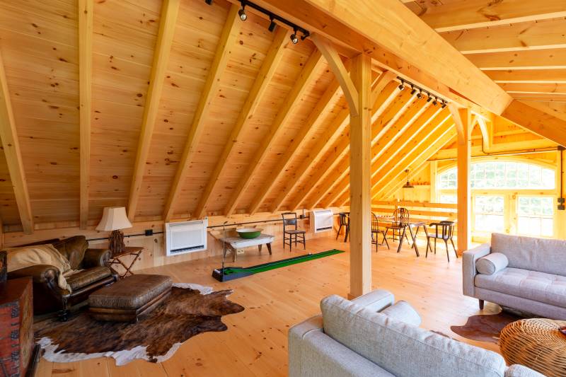 32' x 42' Lenox Carriage Barn • Second Floor