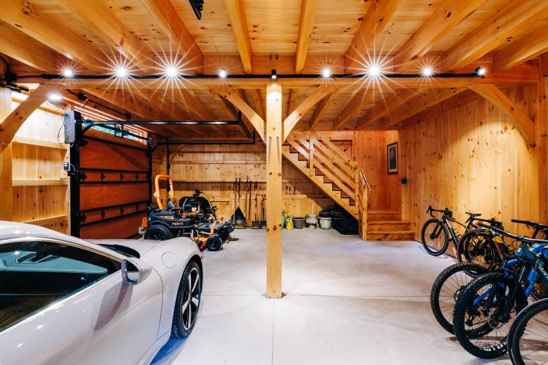 24' x 32' Plymouth Carriage Barn • First Floor
