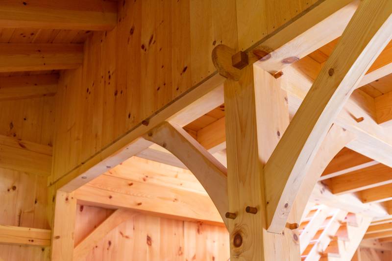 Wedged Anchorbeam Tenon and Kneebrace Joinery • Post & Beam Barn