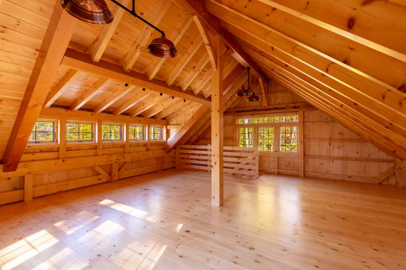 Ridge Beam Roof System • Timber Frame Barn