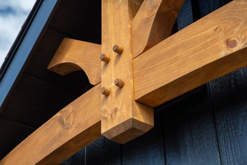 Authentic Mortise & Tenon Post & Beam Construction