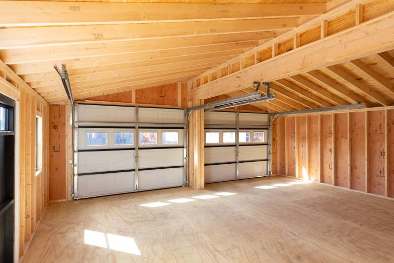 24' x 24' Classic Craftsman Garage • Interior