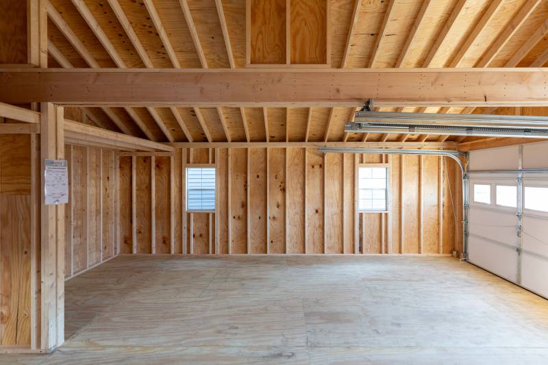 8' Wall Height • 24" x 36" Windows