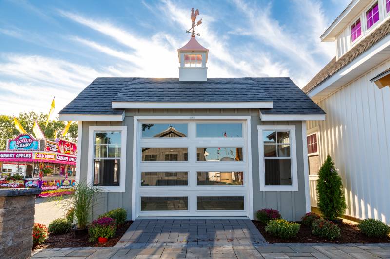 A closer look at the overhead door