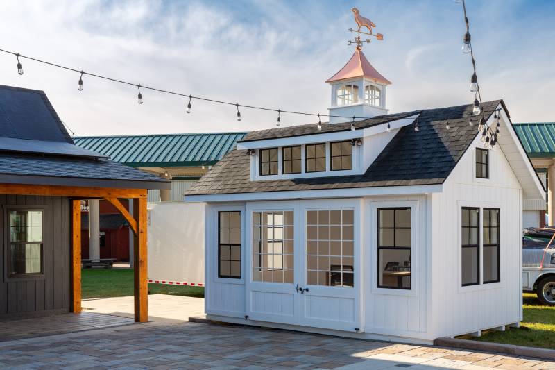 10' x 16' Victorian Carriage House with 4-Window Farmhouse Dormer