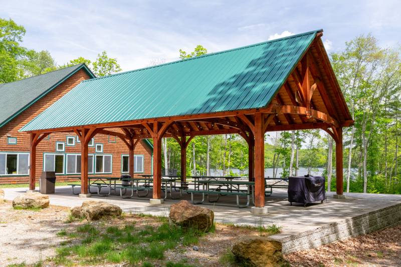 12" Gable & Eave Overhangs • 8' 6" Post Height post & beam outdoor living space