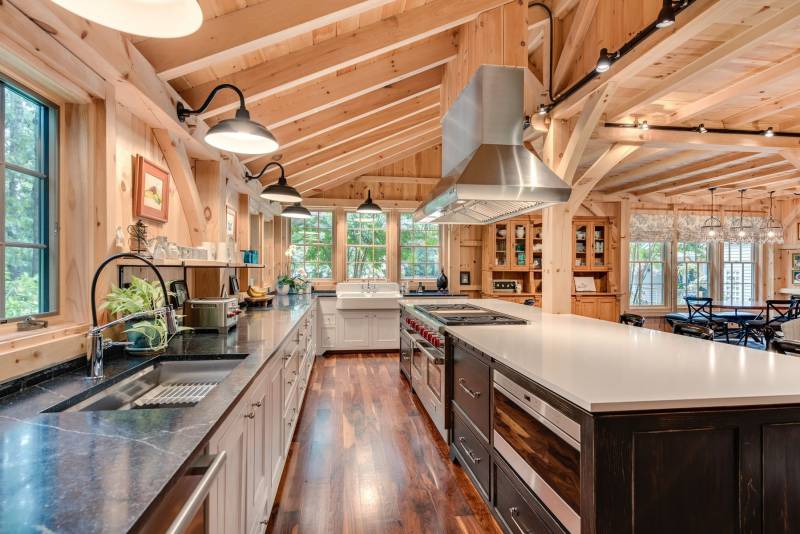 32' x 32' Lenox Carriage Barn, East Hampton, NY