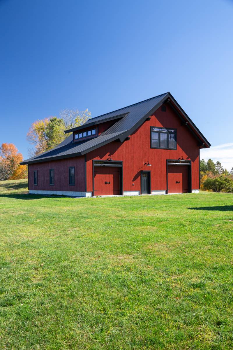 16' Transom Dormer • Enclosed Lean-to