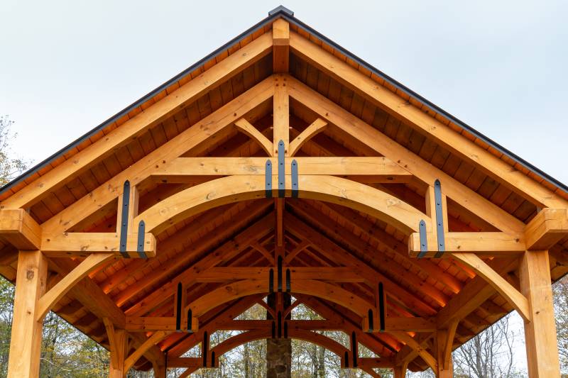 A closer look at the hammer beam trusses