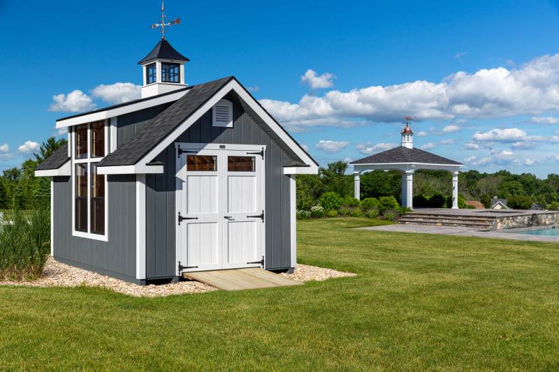 10' x 12' Victorian Cottage with 2-Pane Modern Dormer