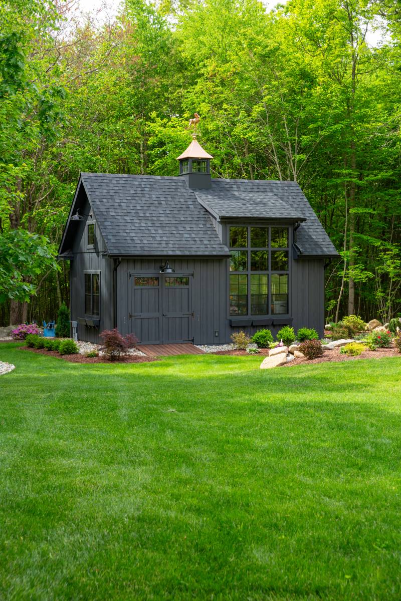3-Pane Modern Dormer with 24" x 24" Fixed Windows and 24" x 48" Windows • 14' x 22' Grand Victorian Cape