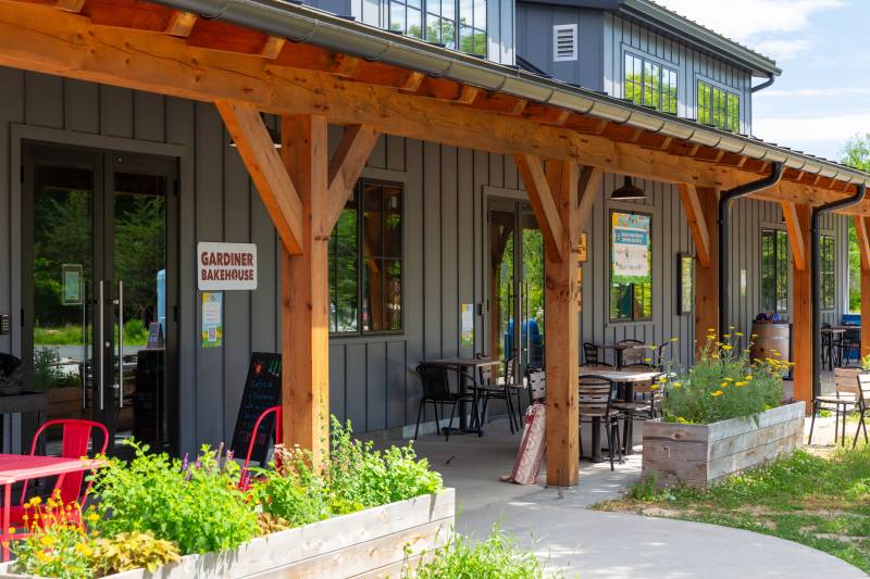 Entrance to the Gardiner Bakehouse