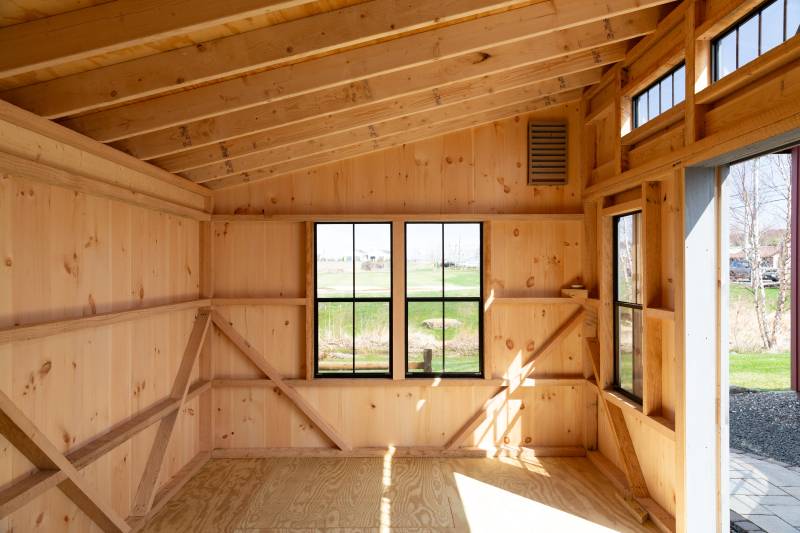 10' x 16' Classic Studio with Post & Beam Style Interior