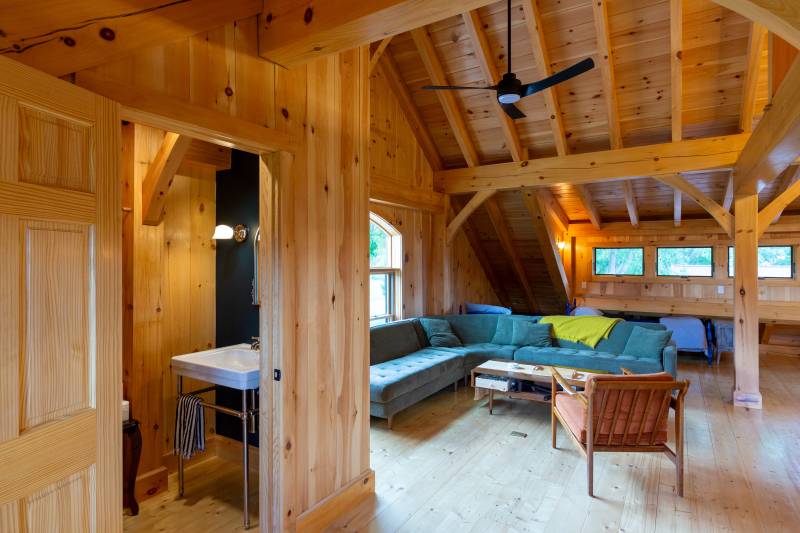 Half bathroom in the loft on the left • Seating area on the right