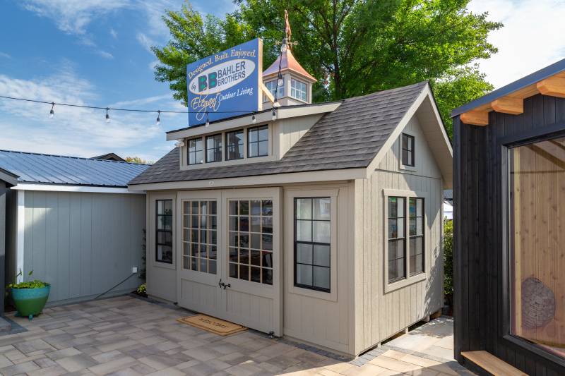 10' x 16' Victorian Carriage House with 4-Window Farmhouse Dormer