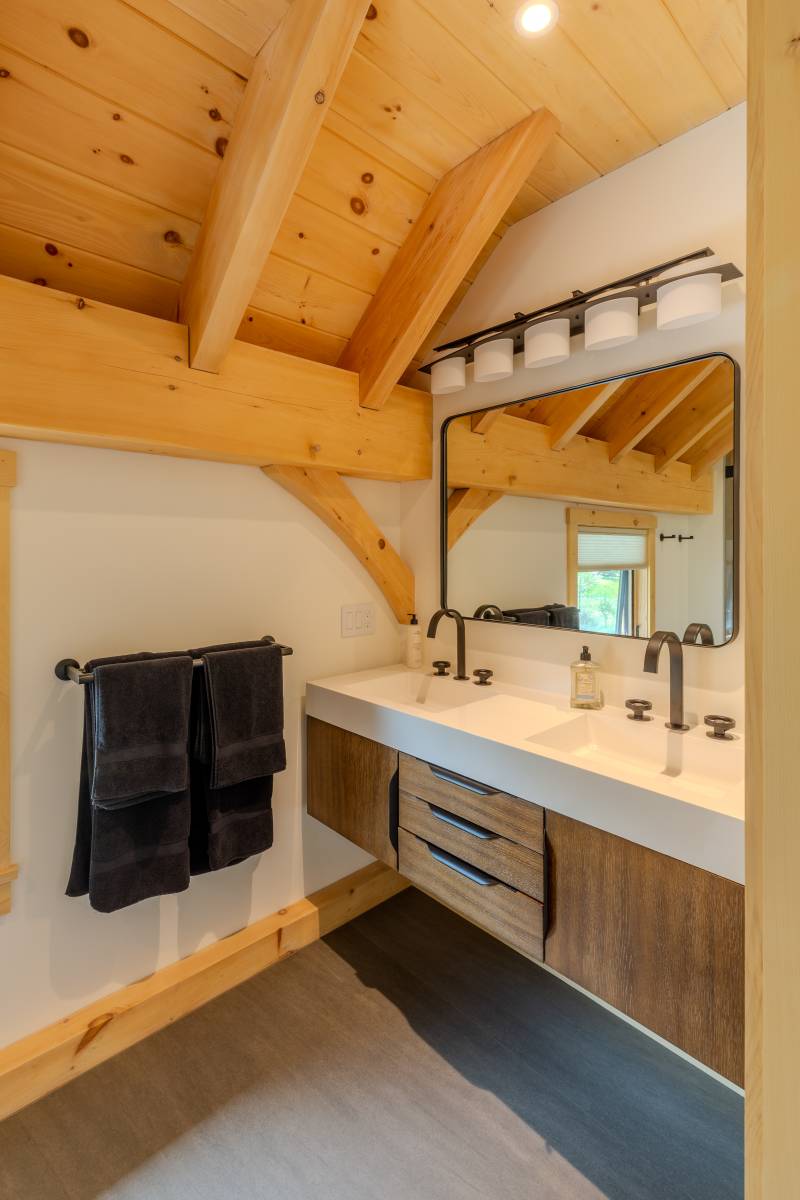 The full bathroom in the barn’s loft