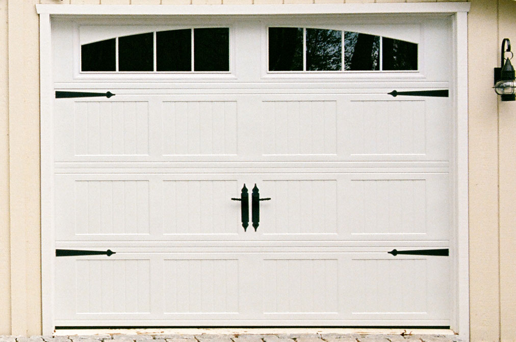 Carriage Door w/Arched Glass