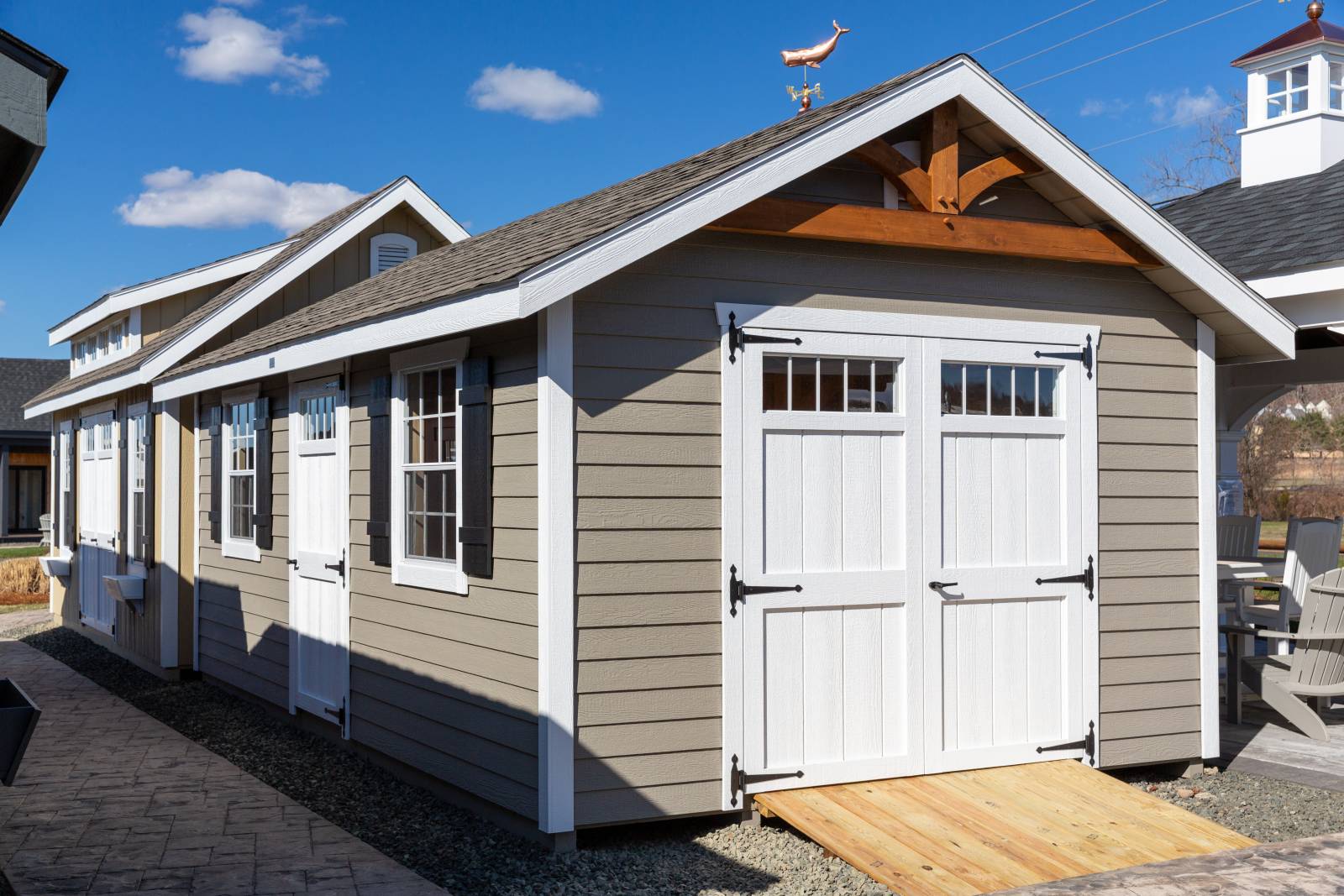 12' x 20' Victorian Cape with LP Clapboard Smart Siding and Straight Timber Frame Accent Truss
