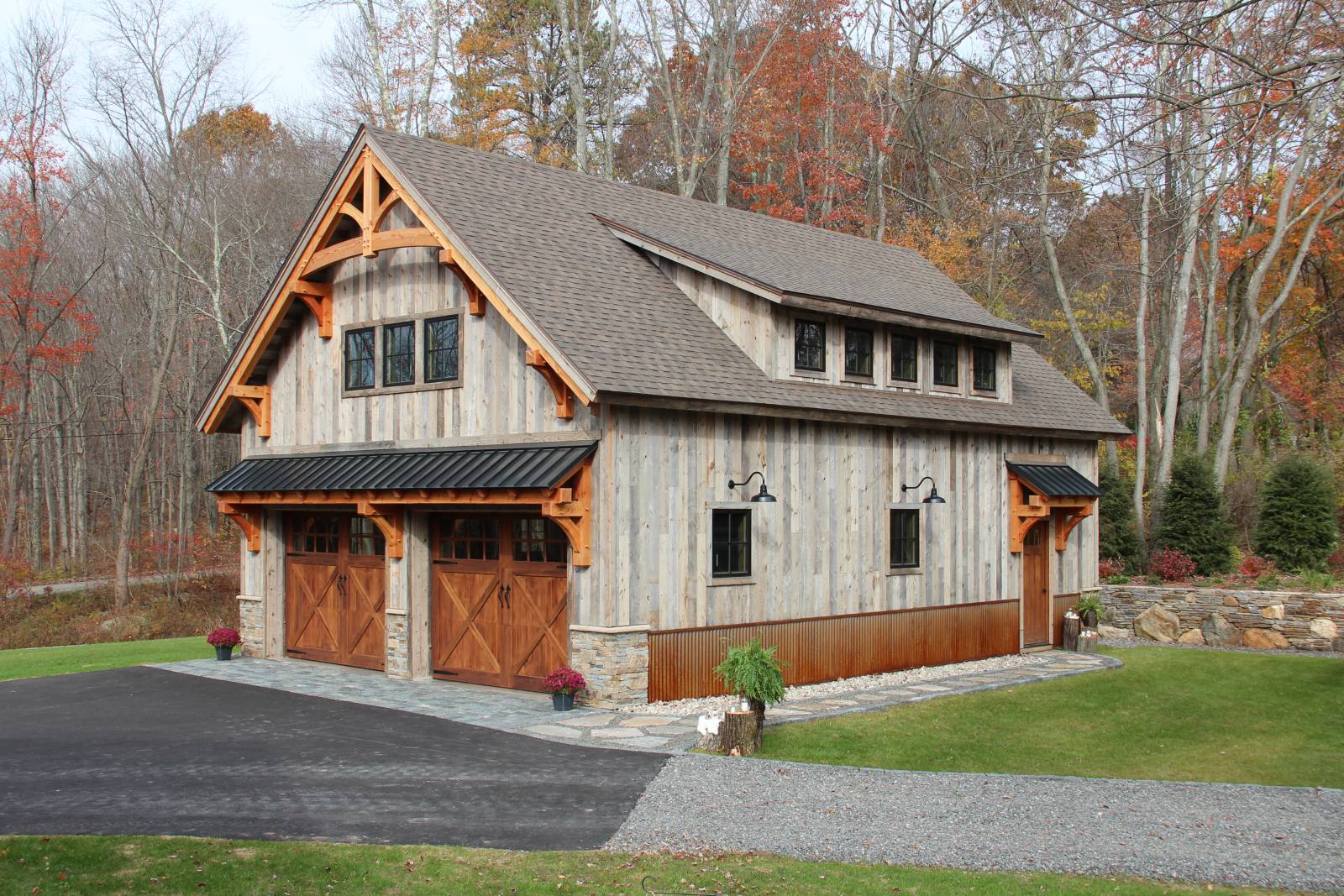 Reclaimed Barn Board Siding on 28' x 40' Plymouth Carriage Barn