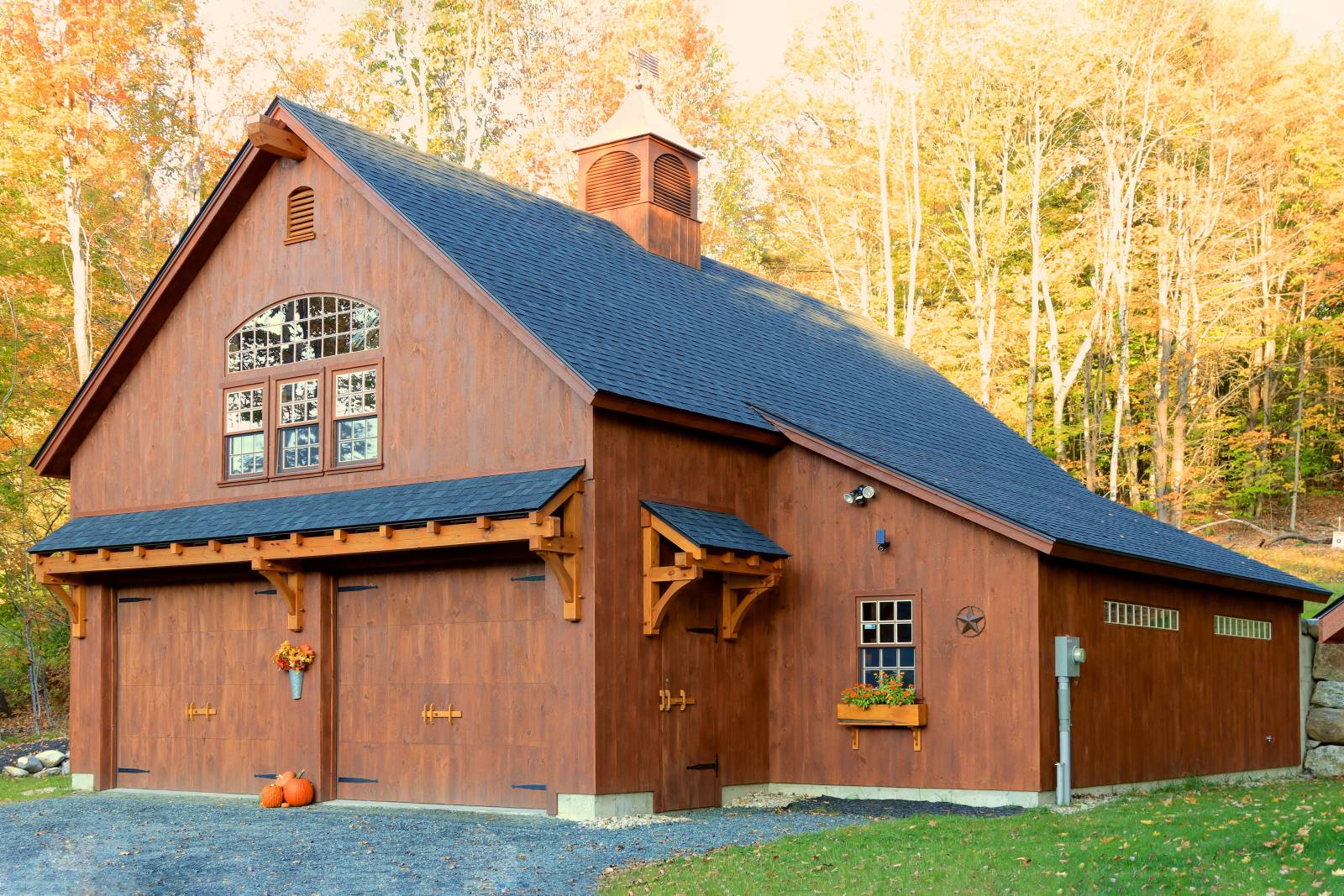 Timber Frame Eyebrow Roof on 36' x 40' Lenox Carriage Barn