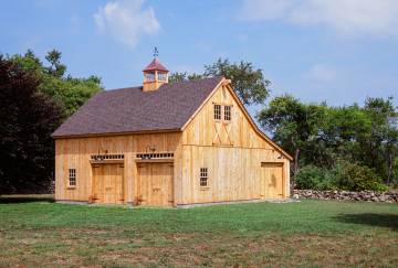32' x 32' Lenox Carriage Barn Shown with Options