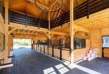 42' x 46' Belmont Saratoga Barn, Cohasset, MA