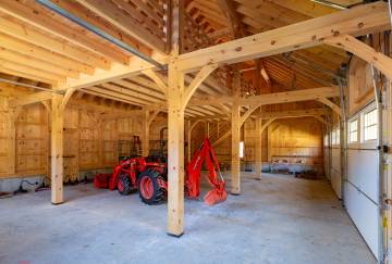 36' x 48' Belmont Saratoga Barn first floor