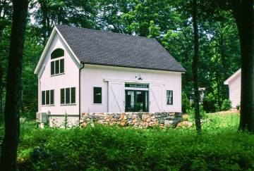24' x 32' Plymouth Carriage Barn Shown with Options