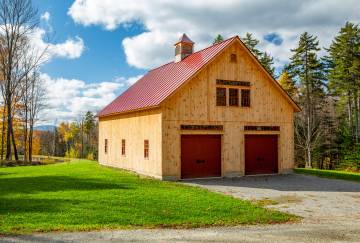 30' x 40' Plymouth Carriage Barn Shown with Options