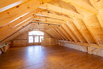 32' x 32' Lenox Carriage Barn Shown with Options