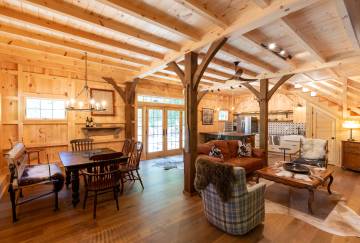 32' x 32' Lenox Carriage Barn Shown with Options